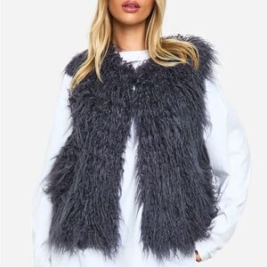 Boohoo Black Faux Fur Vest